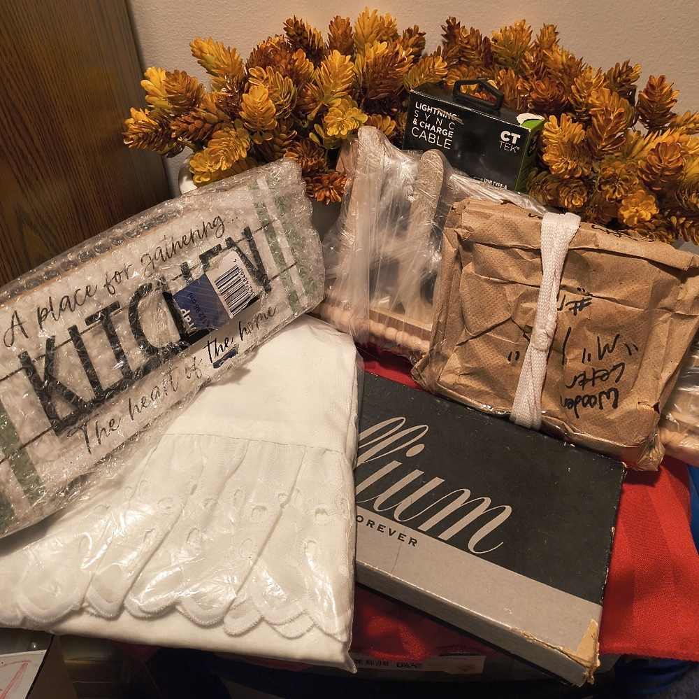 Best Of Home Collection Box - Picture 3 of 6